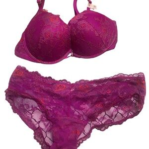 Victoria's Secret Fuchsia Lace Bra and Panty Set NWT